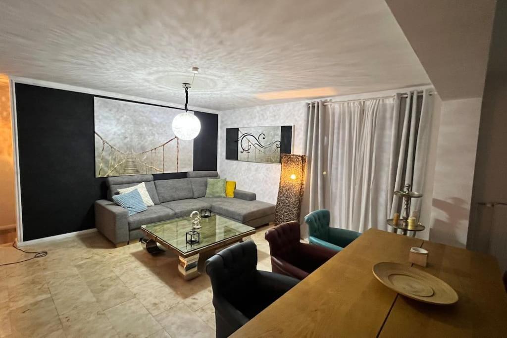 Ein Charmanter Zweifamilienhaus Berlin Luaran gambar